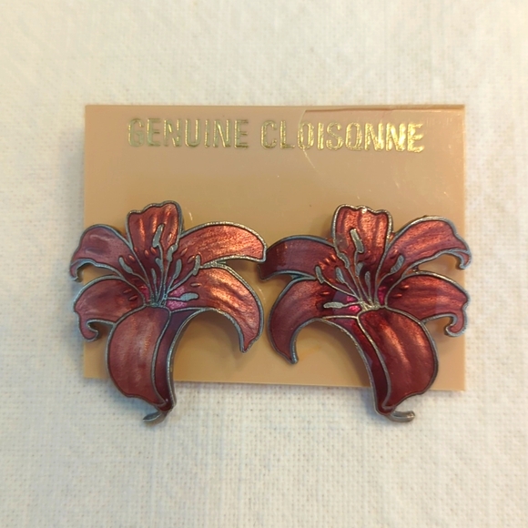 Jewelry - Cloisonne Enamel Lily Earrings